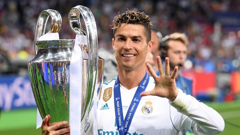 Những Cầu Thủ Real Madrid Đáng Chú Ý - Huyền Thoại Và Ngôi Sao 2 Cristiano Ronaldo
